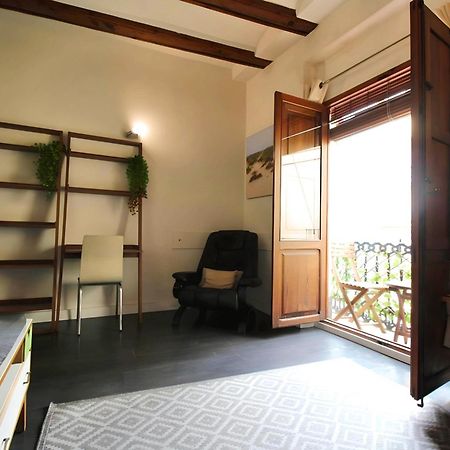 Apartamento Reformado Cerca De La Plaza Redonda Valencia Luaran gambar