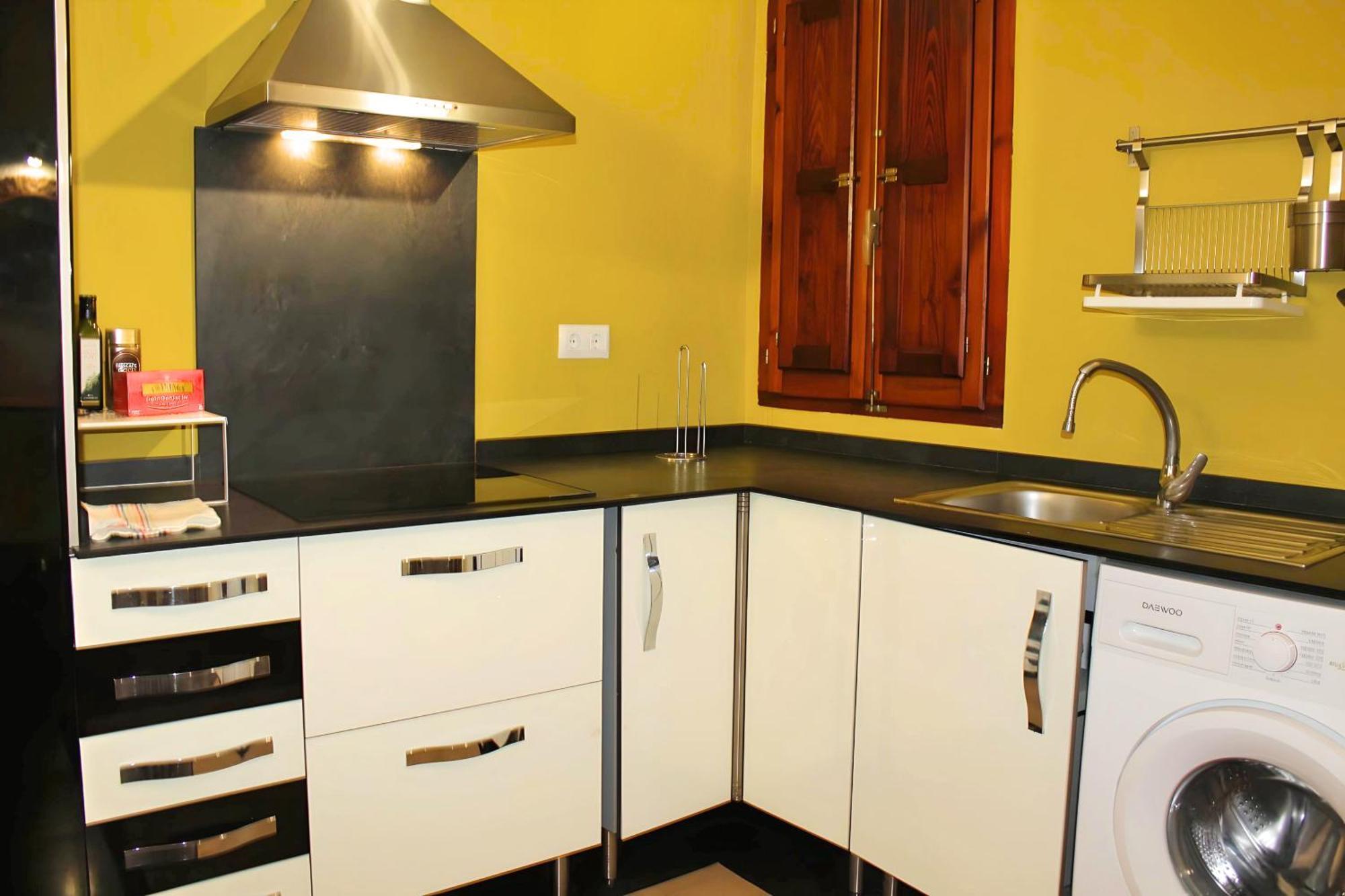Apartamento Reformado Cerca De La Plaza Redonda Valencia Luaran gambar